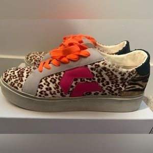 Dolce Vita Yvett Sneakers